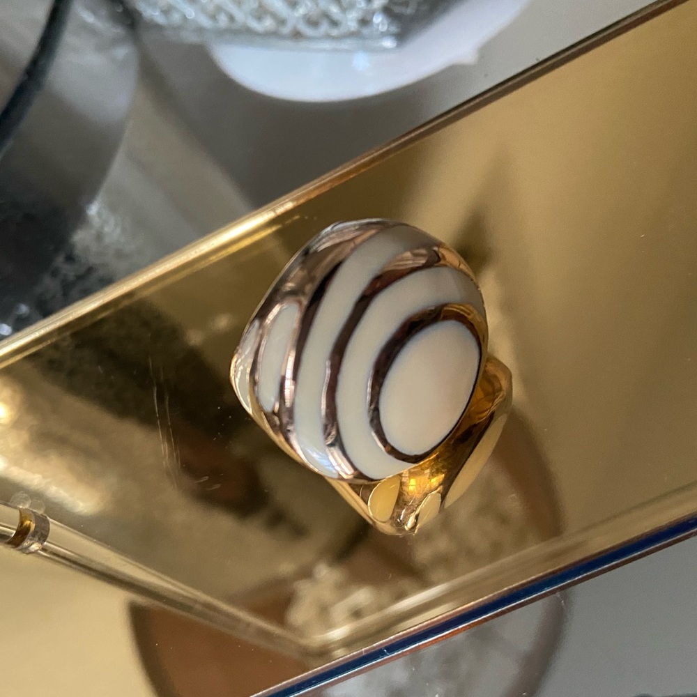 Vintage stainless steel ring in beige and gold tone